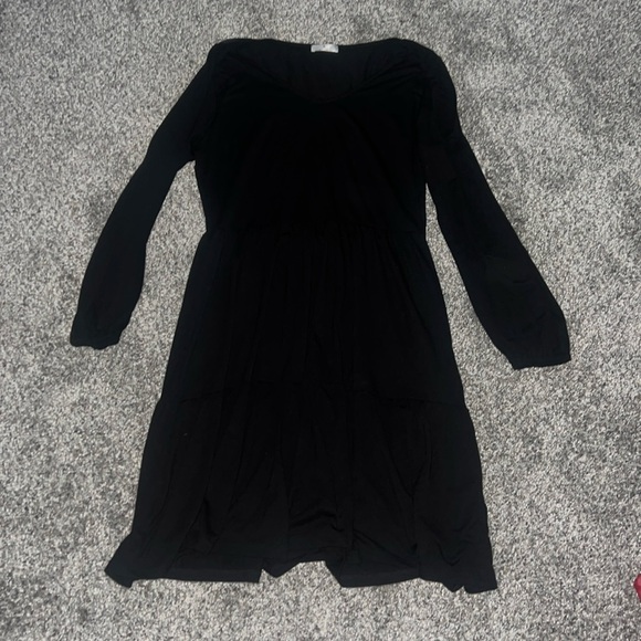 Maternity Dress - Picture 1 of 4